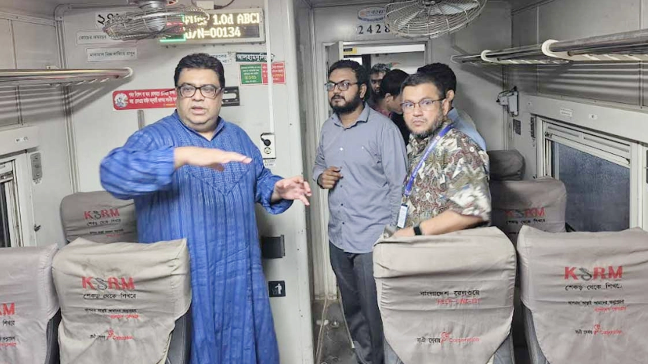 কার্যক্রম পরিদর্শন করেন প্রধানমন্ত্রীর উপদেষ্টা রেহান আসিফ আসাদ। ছবি : সংগৃহীত
