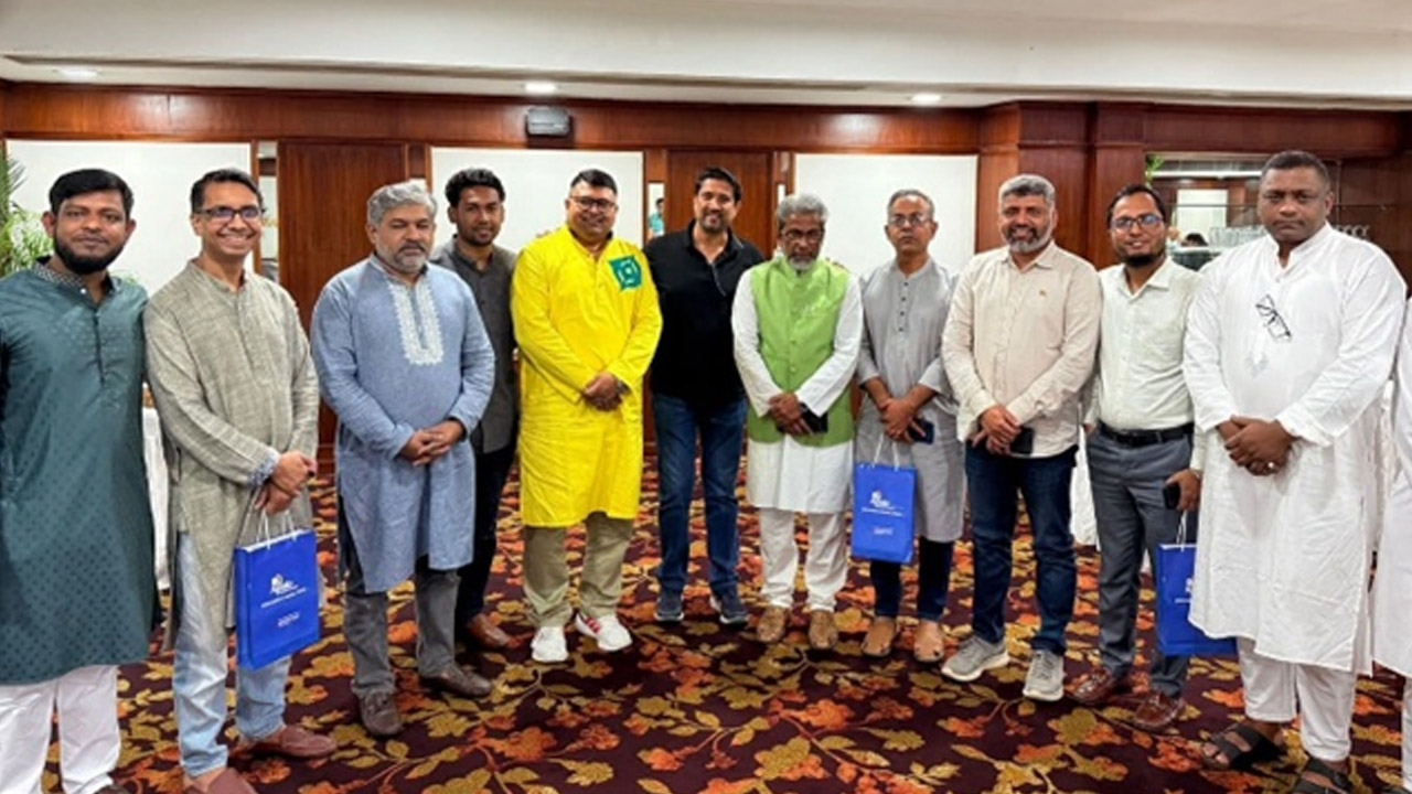 অ্যাপোলো হাসপাতালের উদ্যোগে ইফতার মাহফিল অনুষ্ঠিত