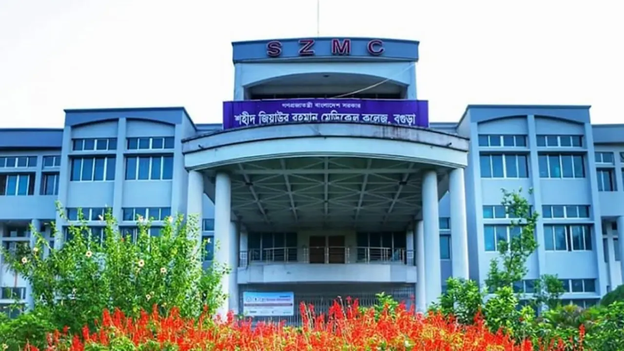 শজিমেক হাসপাতালে ইন্টার্ন চিকিৎসকদের কর্মবিরতি প্রত্যাহার