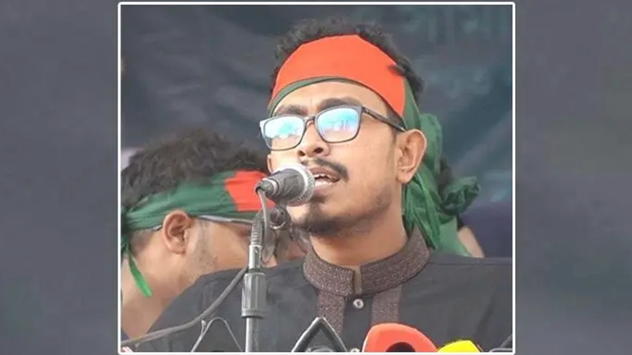 ভোটকেন্দ্রে মোবাইল নিষিদ্ধ করায় সাদিক কায়েমের তীব্র প্রতিবাদ