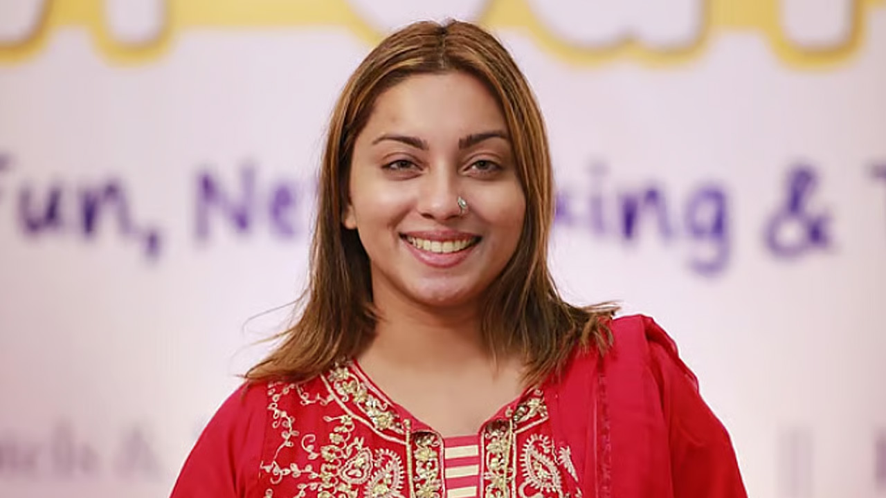 ঢাকা-৮ আসনে গণঅধিকার পরিষদ মনোনীত প্রার্থী মেঘনা আলম। ফাইল ছবি