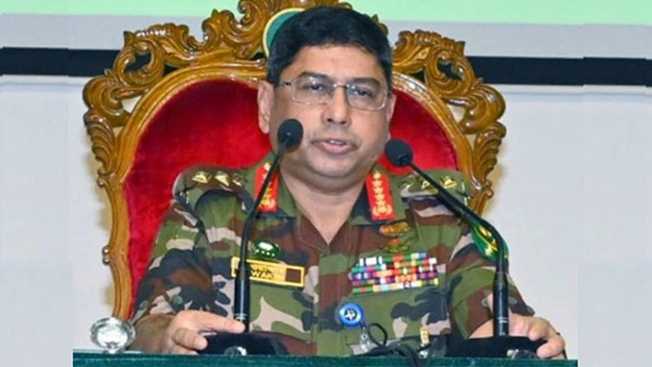 সেনাবাহিনী ব্যারাকে ফিরে যাবে : সেনাপ্রধান