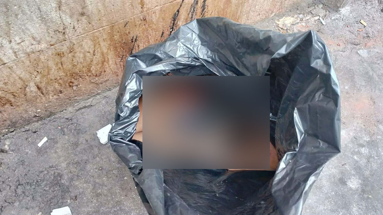 গুলিস্তানে মার্কেটের সামনে কাটা দুই হাত উদ্ধার