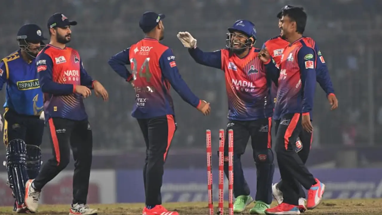 চট্টগ্রামকে উড়িয়ে বিপিএল চ্যাম্পিয়ন রাজশাহী