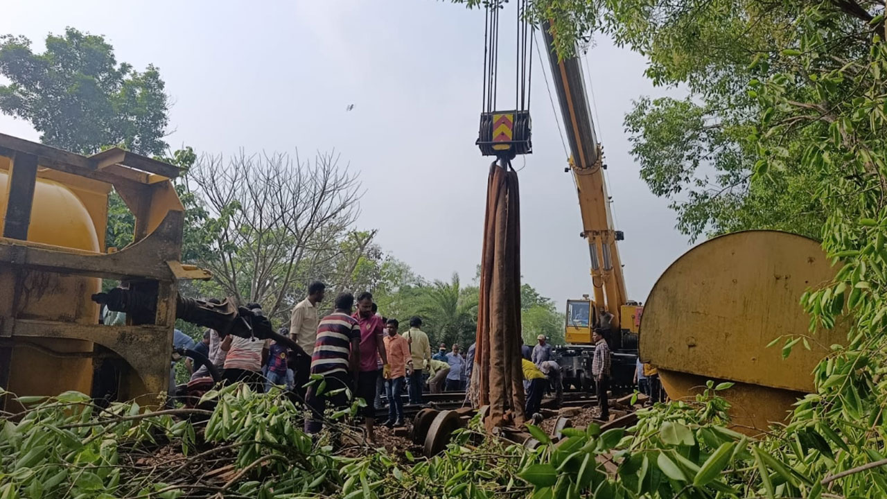 অতিরিক্ত গতির কারণে হবিগঞ্জে ট্রেন দুর্ঘটনা, তদন্ত কমিটি গঠন