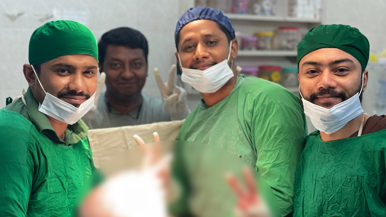 অস্ত্রোপচারের মাধ্যমে পেট থেকে ৮ কেজি ২০০ গ্রাম ওজনের টিউমার অপসারণ করা হয়। ছবি: সংগৃহীত