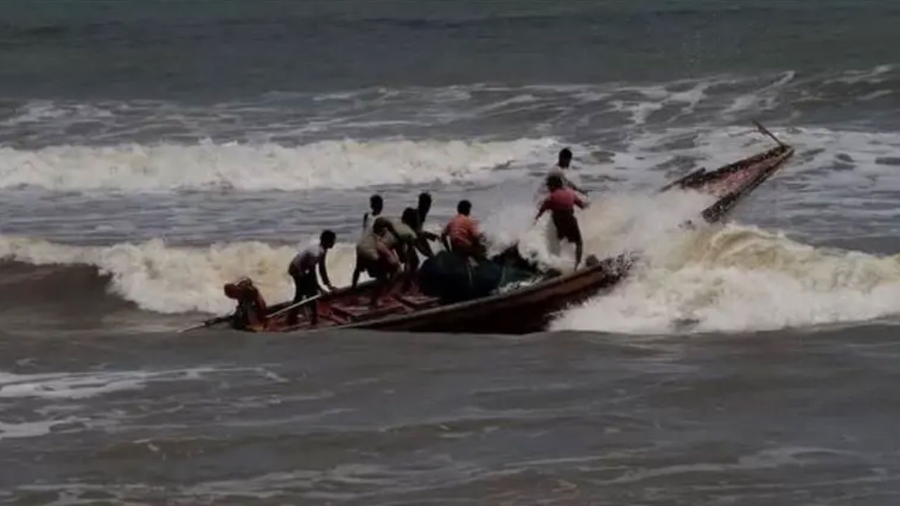 বৃষ্টি-কালবৈশাখী-ঘূর্ণিঝড় ঘিরে মে মাসে যেমন থাকবে আবহাওয়া