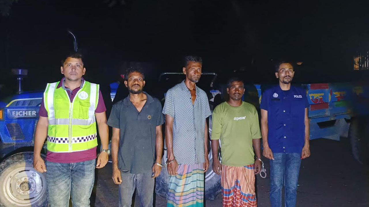 মুন্সীগঞ্জে অবৈধভাবে জলাশয় ভরাট, তিনজনের কারাদণ্ড
