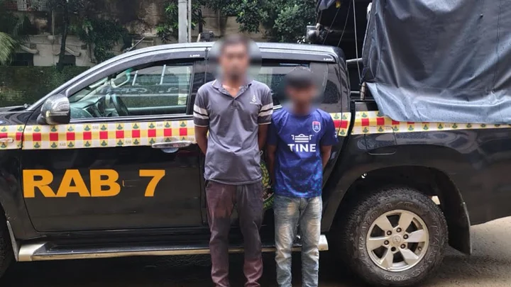 লবণ ও আলু পরিবহনের আড়ালে মাদক পাচার