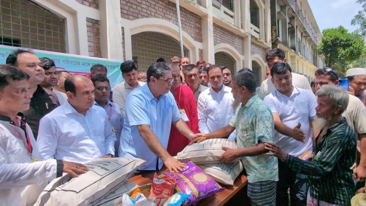 দেশে বর্তমানে সত্যিকারের গণতন্ত্র বিরাজ করছে: প্রতিমন্ত্রী শাহে আলম