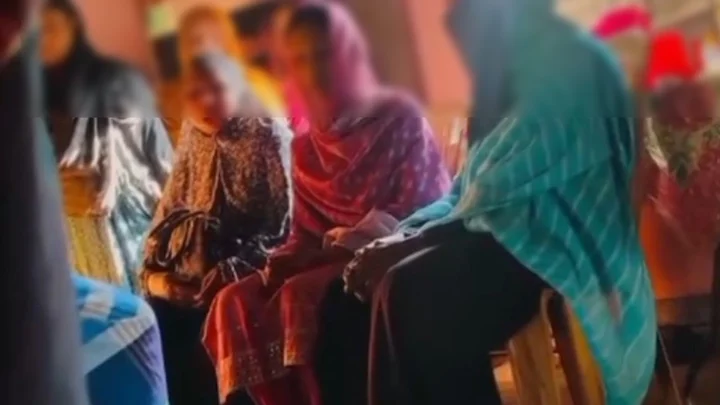 ‘এসে যেহেতু পড়েছি, এখন এখানেই থাকব’