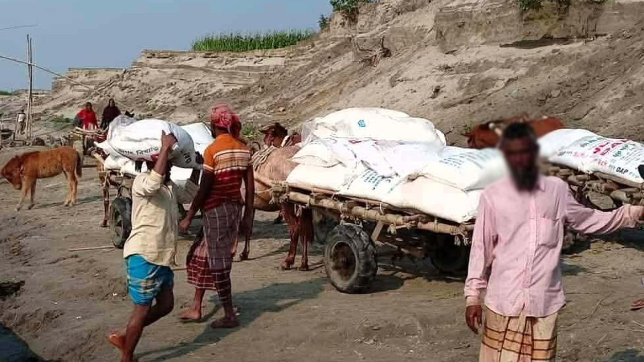 সরকারি বরাদ্দের সার খোলা বাজারে