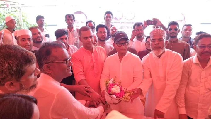 জাজিরায় যুবলীগ ছেড়ে বিএনপিতে ইউপি চেয়ারম্যান জালাল জমাদ্দার