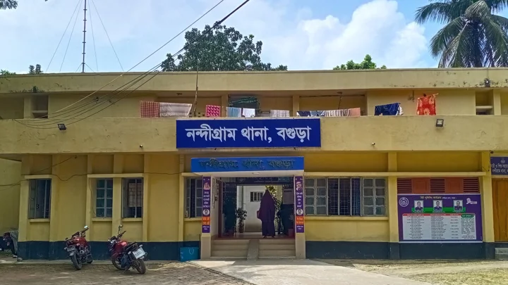 বগুড়ায় শিশুকে কুপিয়ে হত্যা