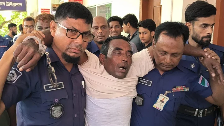 রায় শুনে জ্ঞান হারালেন আওয়ামী লীগ নেতা