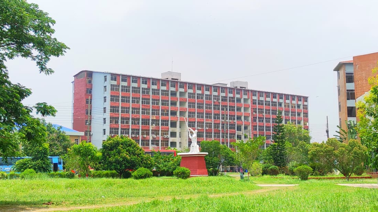 রাজনীতি নিষিদ্ধের দুই বছর, কতটা ‘রাজনীতিমুক্ত’ যবিপ্রবি?