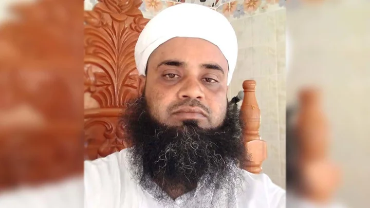 সাতক্ষীরায় যুবককে পিটিয়ে হত্যা: ফেসবুকে সরব প্রধান আসামি
