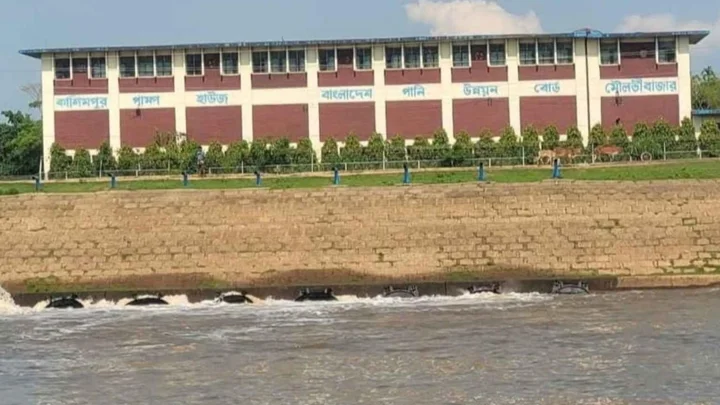 শতকোটি টাকার ফসল রক্ষার পাম্প হাউসই এখন কৃষকের গলার কাঁটা