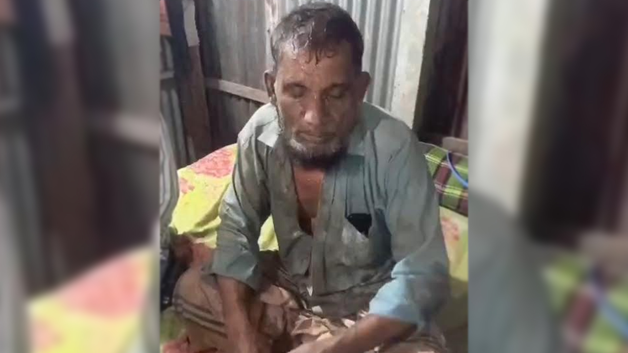 ঘরে আটকে বৃদ্ধকে মারধর, জোর করে স্বীকারোক্তির অভিযোগ