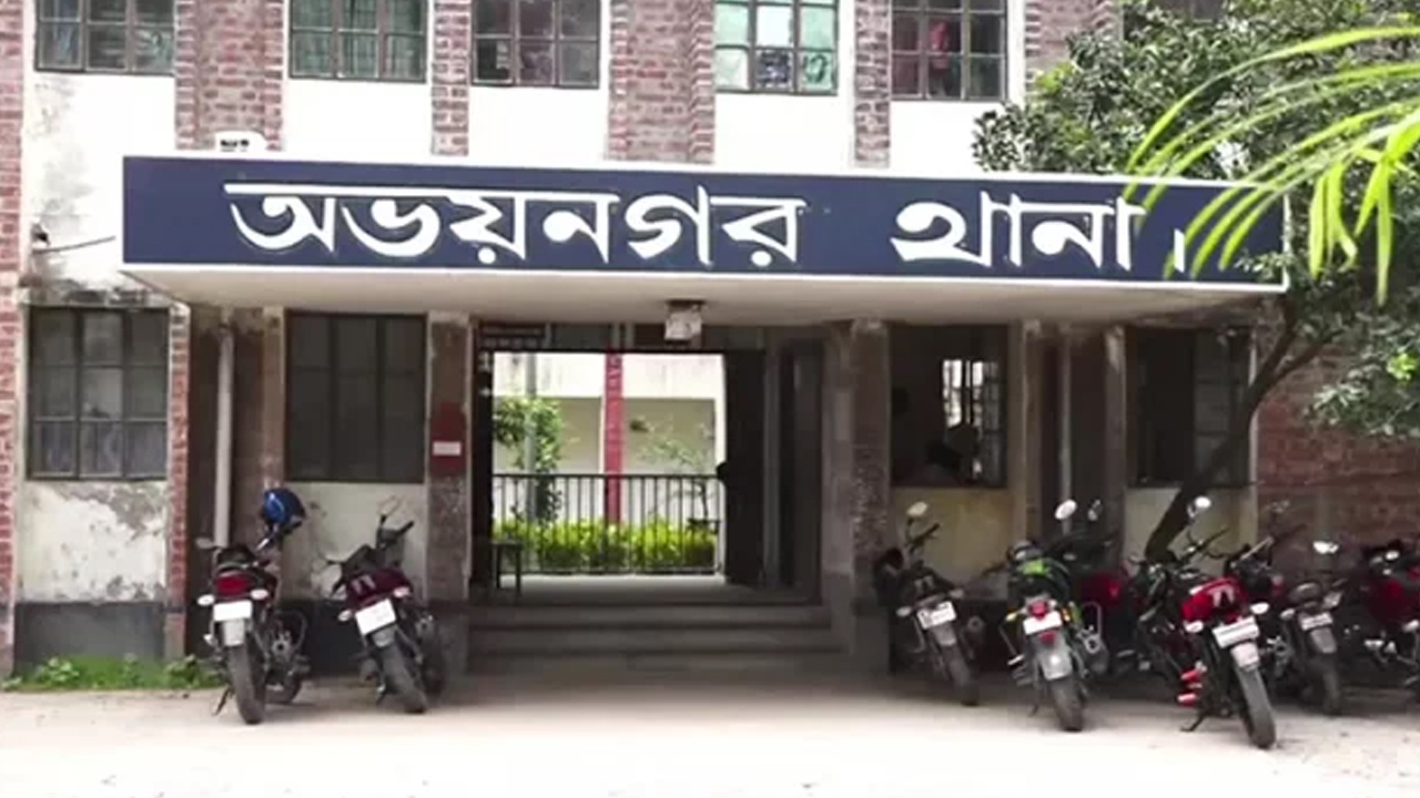 মেয়ের শিলপাটার আঘাতে প্রাণ গেল মায়ের