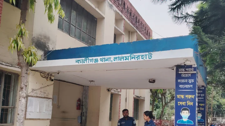 ক্লিনিক পরিচালকের বিরুদ্ধে স্কুলছাত্রীকে ধর্ষণের অভিযোগ