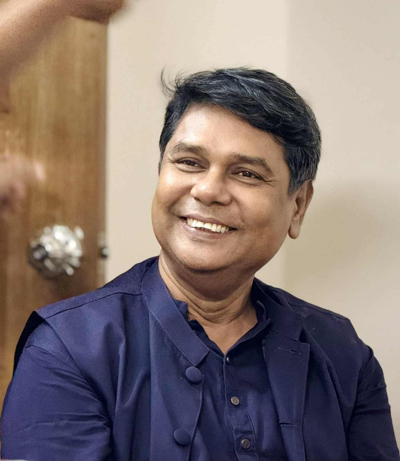 Bengali-language poet Mum Rahman receives Korea’s international Golden Pen Award
