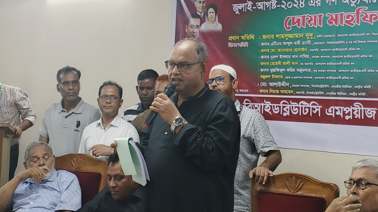 গণতন্ত্র ও দেশের স্বার্থে সবাইকে ঐক্যবদ্ধ হতে হবে: শামসুজ্জামান দুদু