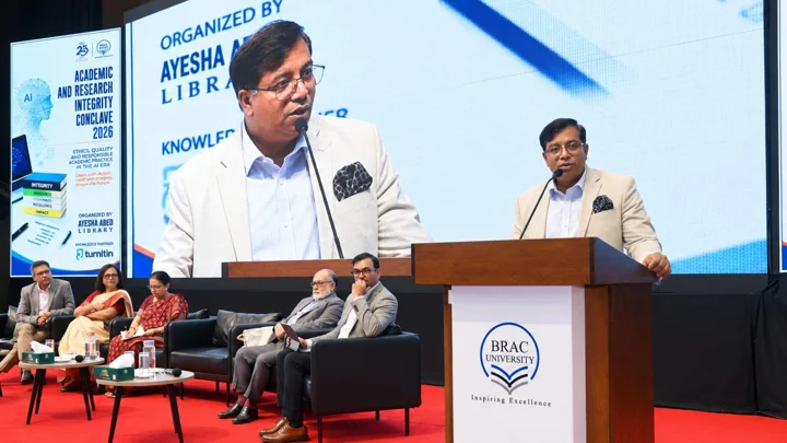 বিশ্ববিদ্যালয়ে এআই ব্যবহারে নীতিমালা তৈরির পরামর্শ ইউজিসির