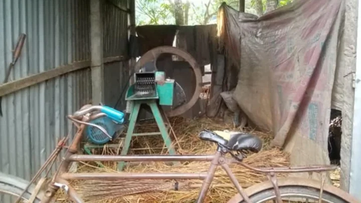 ঘাস কাটার মেশিন চালু করতে গিয়ে প্রাণ গেল বৃদ্ধের