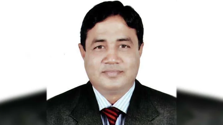 সাতনদী সম্পাদকের ওপর হামলার অভিযোগ, থানায় এজাহার
