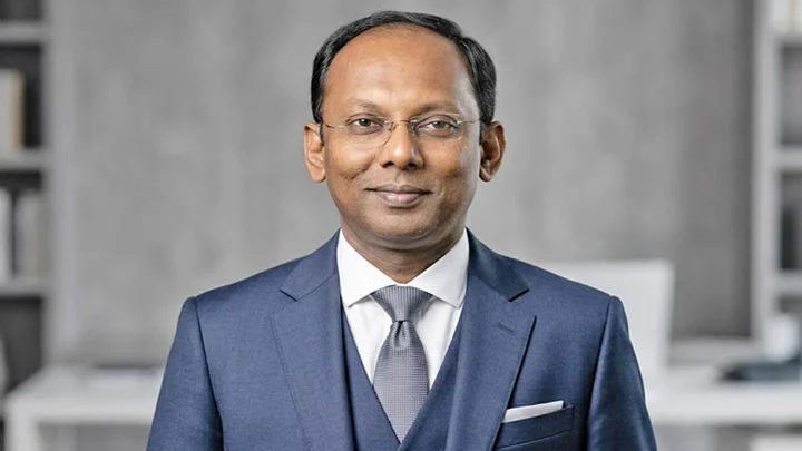 পিএসসির নতুন চেয়ারম্যান হিসেবে শপথ নিচ্ছেন ড. মোহাম্মদ নাজমুজ্জামান ভূঁইয়া