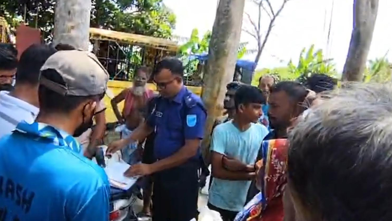 আকিকার মাংস দেওয়ার প্রলোভনে নারীর স্বর্ণালংকার ছিনতাইয়ের চেষ্টা