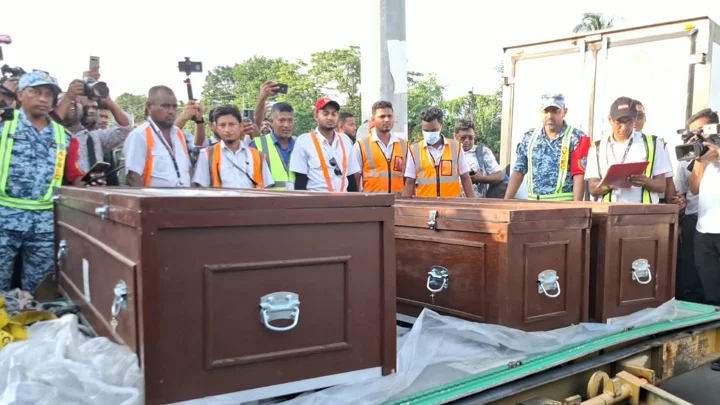 দেশে পৌঁছেছে রিয়াদে অগ্নিকাণ্ডে নিহত ৯ প্রবাসীর মরদেহ