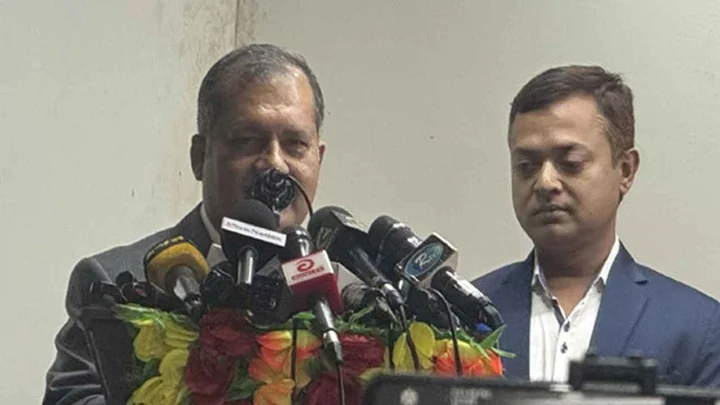 ইতিহাস থেকে শিক্ষা না নেওয়ার পরিণতির প্রমাণ হাসিনার পলায়ন: তথ্যমন্ত্রী