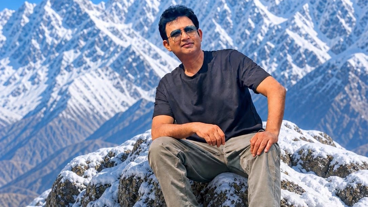 ৮ বছর পর বড় পর্দায় আমিন খান