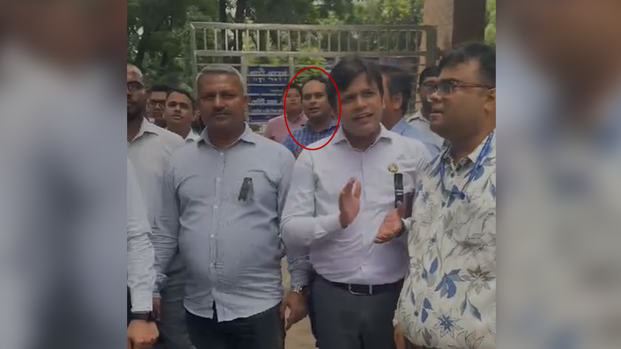 কর্মকর্তাকে সকালে পদায়ন করে বিকেলে বাতিল করল মাউশি