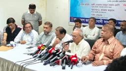 গ্যাস-বিদ্যুৎ সংকটকে রাজনৈতিক ইস্যু বানিয়ে বিভ্রান্তি ছড়ানো হচ্ছে: রিজভী