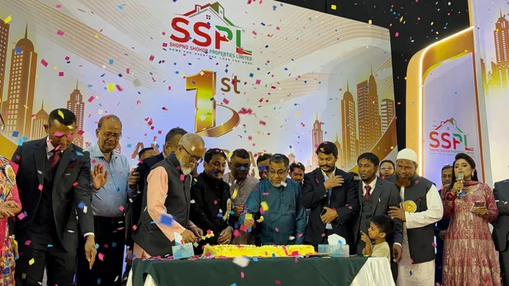 ‘ভাড়ার টাকায় নিজের ফ্ল্যাট’ স্লোগানে স্বপ্ন শহর প্রপার্টিজের প্রথম প্রতিষ্ঠাবার্ষিকী