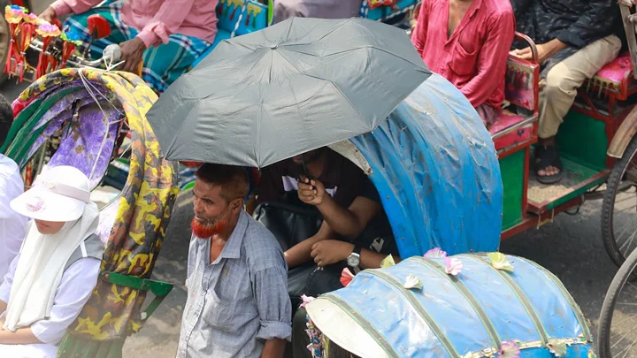 বাড়ছে ঢাকার তাপমাত্রা, মোকাবিলায় নানা উদ্যোগ