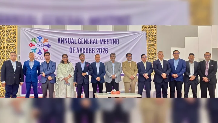 ব্যাংকারদের সংগঠন এএসিওবিবি’র নতুন চেয়ারপার্সন মাহিয়া জুনেদ, সম্পাদক ফারুক