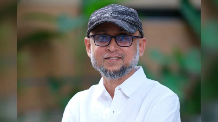 জুলাই মেমোরিয়ালে পুষ্পস্তবক অর্পণকে রাষ্ট্রাচারের অংশ করার প্রস্তাব ফারুকীর