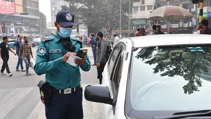 ট্রাফিক আইন লঙ্ঘনে ডিএমপির ২৯৩৭ মামলা