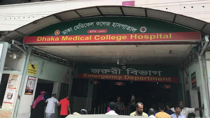 রাজধানীতে প্রাইভেটকারের ধাক্কায় মোটরসাইকেল আরোহী নিহত