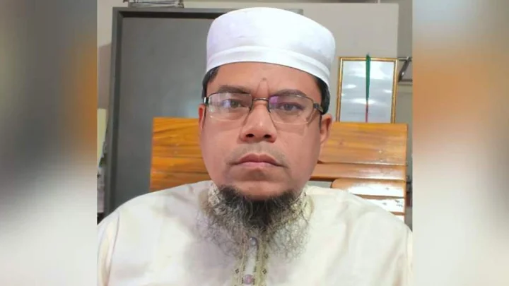 নিজের বিরুদ্ধে তদন্ত নিয়ে আজিজী বললেন, আন্দোলন দমাতে পাগল হয়ে গেছে