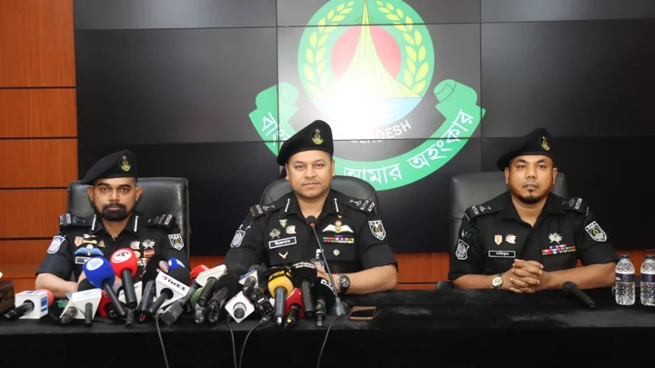 জমি বন্ধকের টাকার জন্য স্ত্রীকে হত্যা, স্বামী গ্রেপ্তার