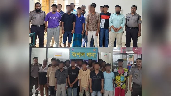 ডিএমপির লালবাগ বিভাগের বিশেষ অভিযানে গ্রেপ্তার ৫২