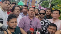 ‘একটি দল তারেক রহমানের কর্মকাণ্ডে ঈর্ষান্বিত হয়ে পাগলের প্রলাপ বকছে’