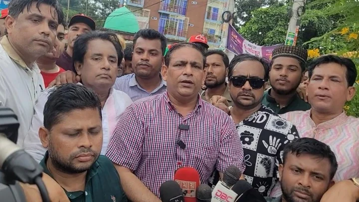 ‘একটি দল তারেক রহমানের কর্মকাণ্ডে ঈর্ষান্বিত হয়ে পাগলের প্রলাপ বকছে’