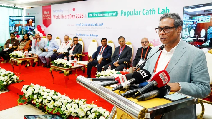 হৃদরোগে মৃত্যু কমাতে কার্ডিয়াক অ্যাম্বুলেন্স নেটওয়ার্কের আহ্বান স্বাস্থ্য প্রতিমন্ত্রীর