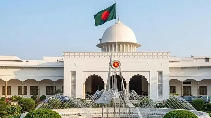 রাষ্ট্রপতি ও মন্ত্রিসভার নতুন সদস্যদের শপথের জন্য প্রস্তুত বঙ্গভবন